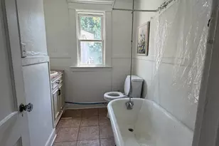 35 Irvington St, New Haven, CT 06513 - Photo 8