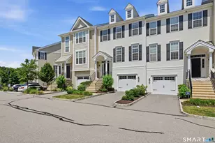 15 Moorland Dr, Danbury, CT 06810 - Photo 2