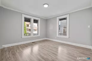 23 Wall St, Waterbury, CT 06705 - Photo 4