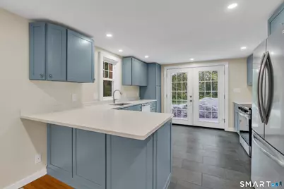 41 Maple Street, Stonington, CT 06378 - Photo 8