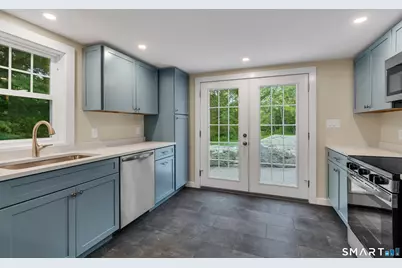 41 Maple Street, Stonington, CT 06378 - Photo 10