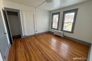 14 Guilfoile St, Waterbury, CT 06708 - Photo 8