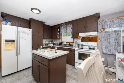 257 Hillside Avenue, Hartford, CT 06106 - Photo 16
