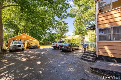 257 Hillside Avenue, Hartford, CT 06106 - Photo 26