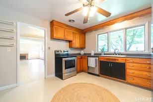 1 Gamma Ave, Old Lyme, CT 06371 - Photo 8