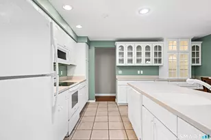 69 Mattabasset Dr, Meriden, CT 06450 - Photo 4