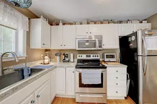 255 Cross St, Coventry, CT 06238 - Photo 10