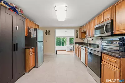 27 Bevin Boulevard, East Hampton, CT 06424 - Photo 6