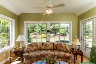 101 Sunrise Hill Cir, Orange, CT 06477 - Photo 12
