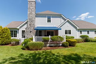 101 Sunrise Hill Cir, Orange, CT 06477 - Photo 6
