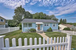 81 Alberta St, Waterbury, CT 06708 - Photo 32