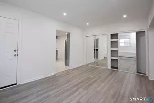 2879 Fairfield Ave, Bridgeport, CT 06605 - Photo 10
