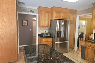 9 Woodberry Hill Dr, Southington, CT 06489 - Photo 8