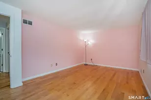 158 Mountain Rd, West Hartford, CT 06107 - Photo 22