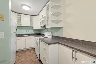 7 Hamilton Ave, Norwalk, CT 06854 - Photo 2