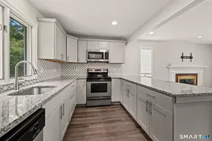 49 George St, Middletown, CT 06457 - Photo 8