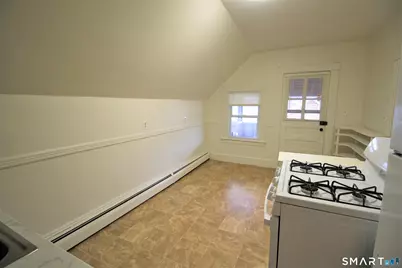 19 Nesbit Avenue #3rd Floor, West Hartford, CT 06119 - Photo 14