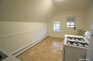 19 Nesbit Ave, West Hartford, CT 06119 - Photo 14