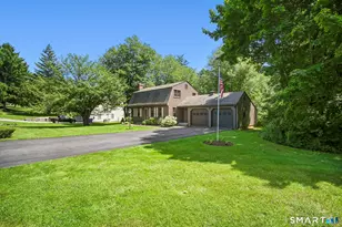 35 Sisk St, Middletown, CT 06457 - Photo 4