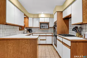 40 Filbert St, Hamden, CT 06517 - Photo 12