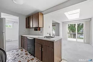 75 Cinnamon Springs, South Windsor, CT 06074 - Photo 4