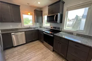 36 Mechanic St, Stonington, CT 06379 - Photo 2