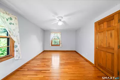 34 Aloha Drive, Enfield, CT 06082 - Photo 22