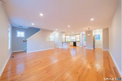 9 Englewood Avenue #C, West Hartford, CT 06110 - Photo 8