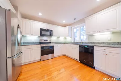 9 Englewood Avenue #C, West Hartford, CT 06110 - Photo 12