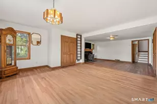 30 Old Middle Rd, Brookfield, CT 06804 - Photo 20