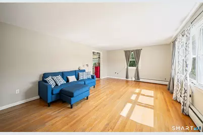 154 Parklawn Drive, Waterbury, CT 06708 - Photo 6