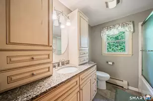 154 Parklawn Dr, Waterbury, CT 06708 - Photo 14