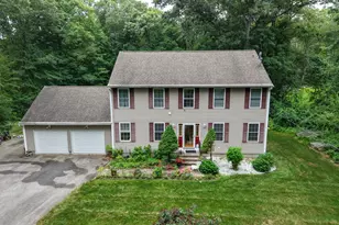 17 Tripp Hollow Rd, Brooklyn, CT 06234 - Photo 1