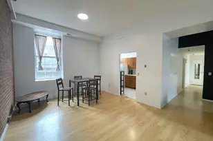 196 Crown St, New Haven, CT 06510 - Photo 2