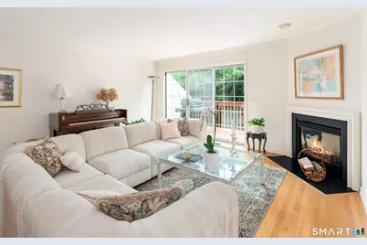 180 Turn Of River Road #1B, Stamford, CT 06905 - Photo 6