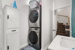 10 Addison St, Ansonia, CT 06401 - Photo 18
