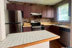 19 Coach Cir, Naugatuck, CT 06770 - Photo 24
