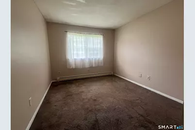 19 Coach Circle #6, Naugatuck, CT 06770 - Photo 8