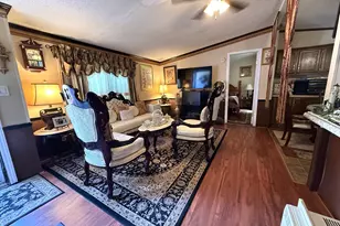 1042 Poquonnock Rd, Groton, CT 06340 - Photo 4