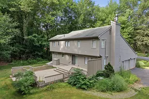 23 Walts Hill, Bloomfield, CT 06002 - Photo 4
