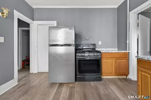 187 Whitney St, Hartford, CT 06105 - Photo 12
