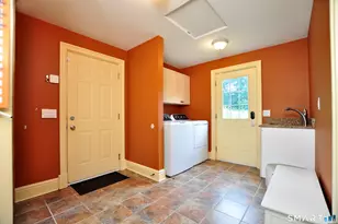 34 Chippenwood Ln, Bristol, CT 06010 - Photo 20