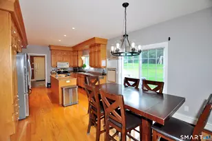 34 Chippenwood Ln, Bristol, CT 06010 - Photo 4