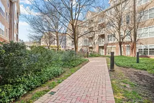 35 W Broad St, Stamford, CT 06902 - Photo 4