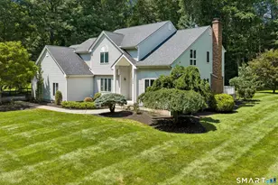 1094 Pleasant St, Southington, CT 06489 - Photo 2
