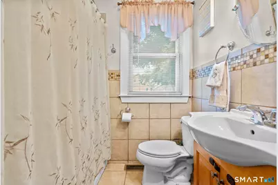 99 Fourth Street, Hamden, CT 06514 - Photo 18
