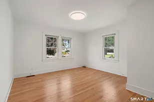21 Victory Ct, Norwalk, CT 06855 - Photo 12