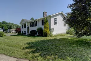 40 Sand Hill Rd, Bristol, CT 06010 - Photo 2