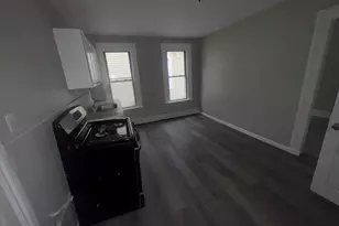 1092 E Main St, Bridgeport, CT 06608 - Photo 1