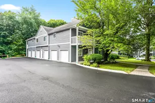 215 Windgate Cir, Monroe, CT 06468 - Photo 2